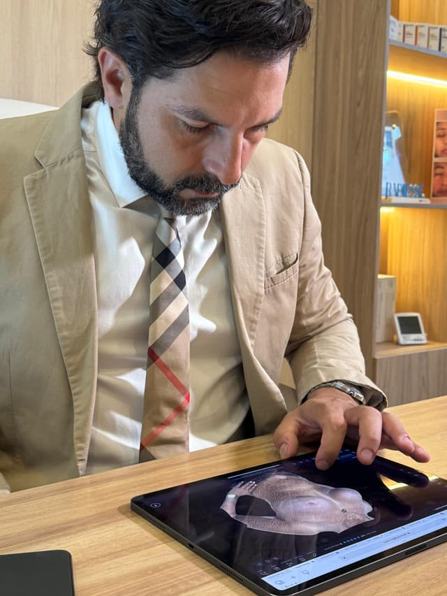 Simulación 3D de cirugía asistida por IA